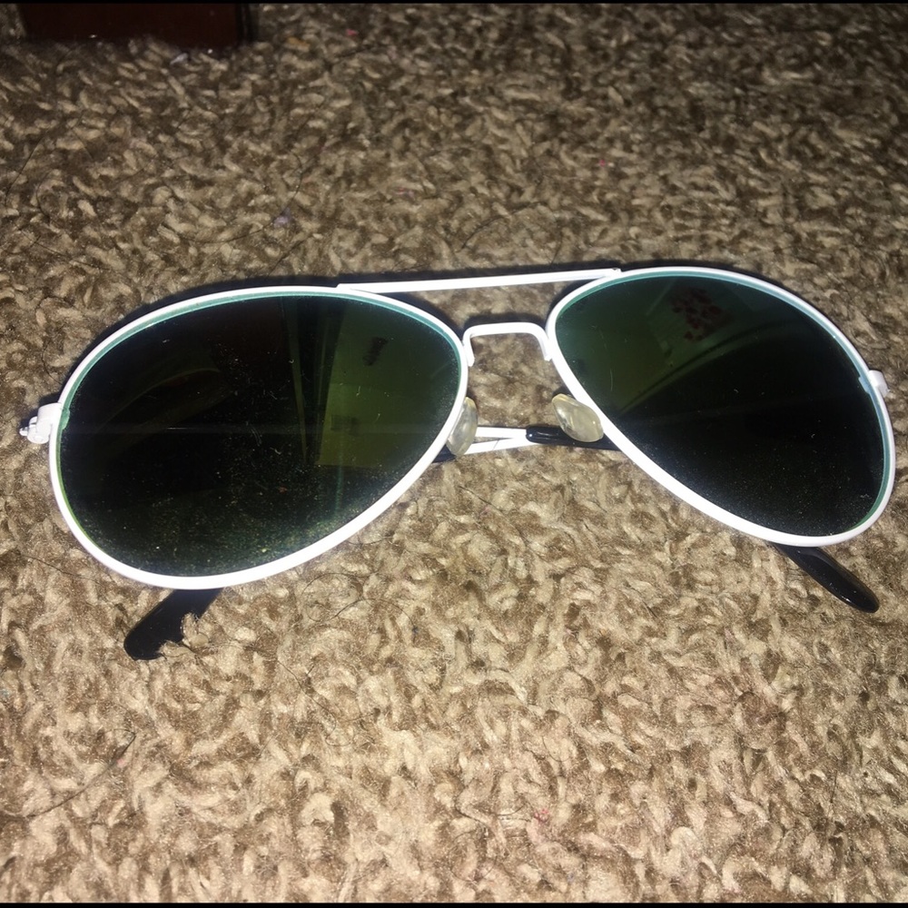 BRAND NEW !!!!